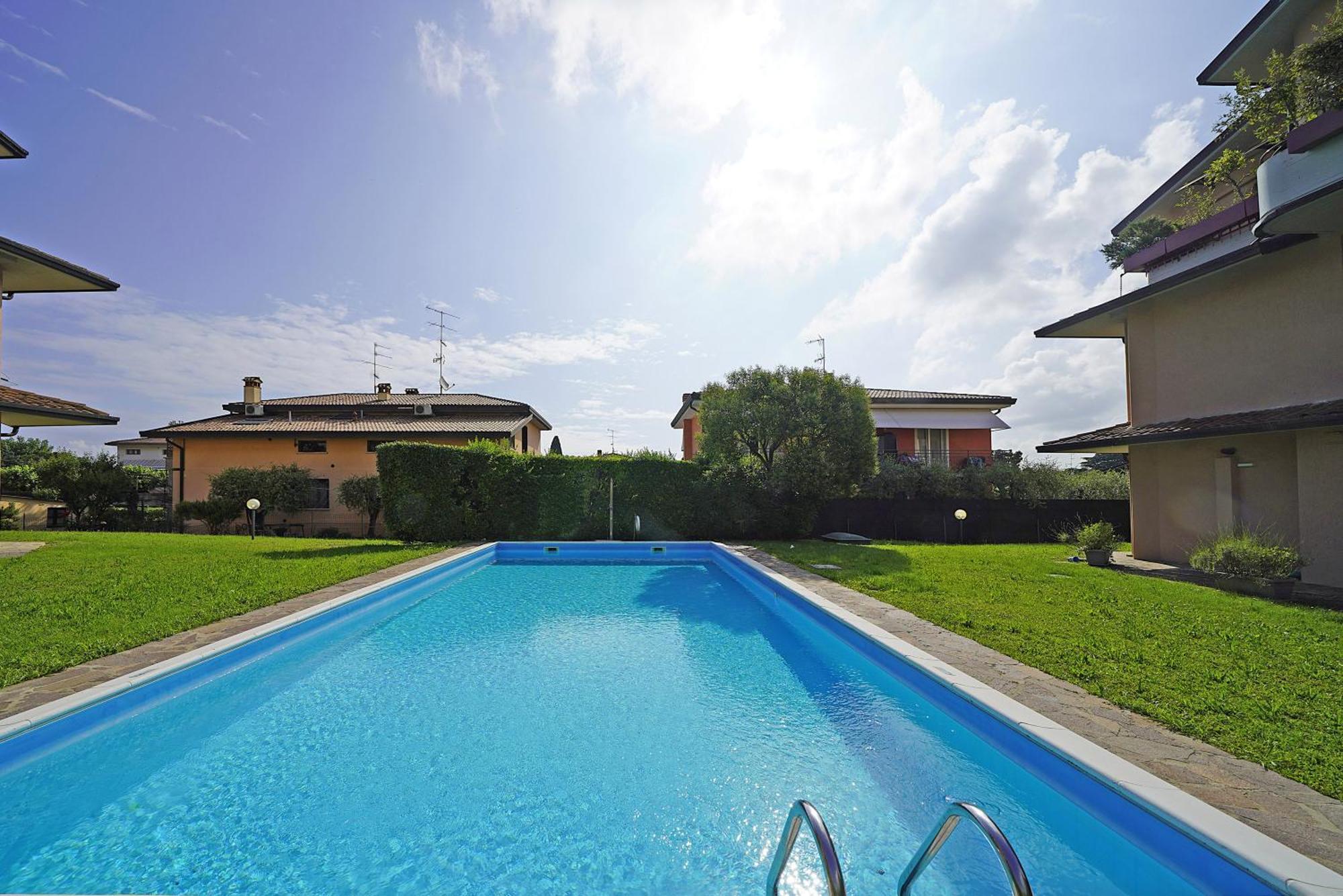 דירות סירמיונה Borgo Del Grillo P2-9 By Wonderful Italy מראה חיצוני תמונה